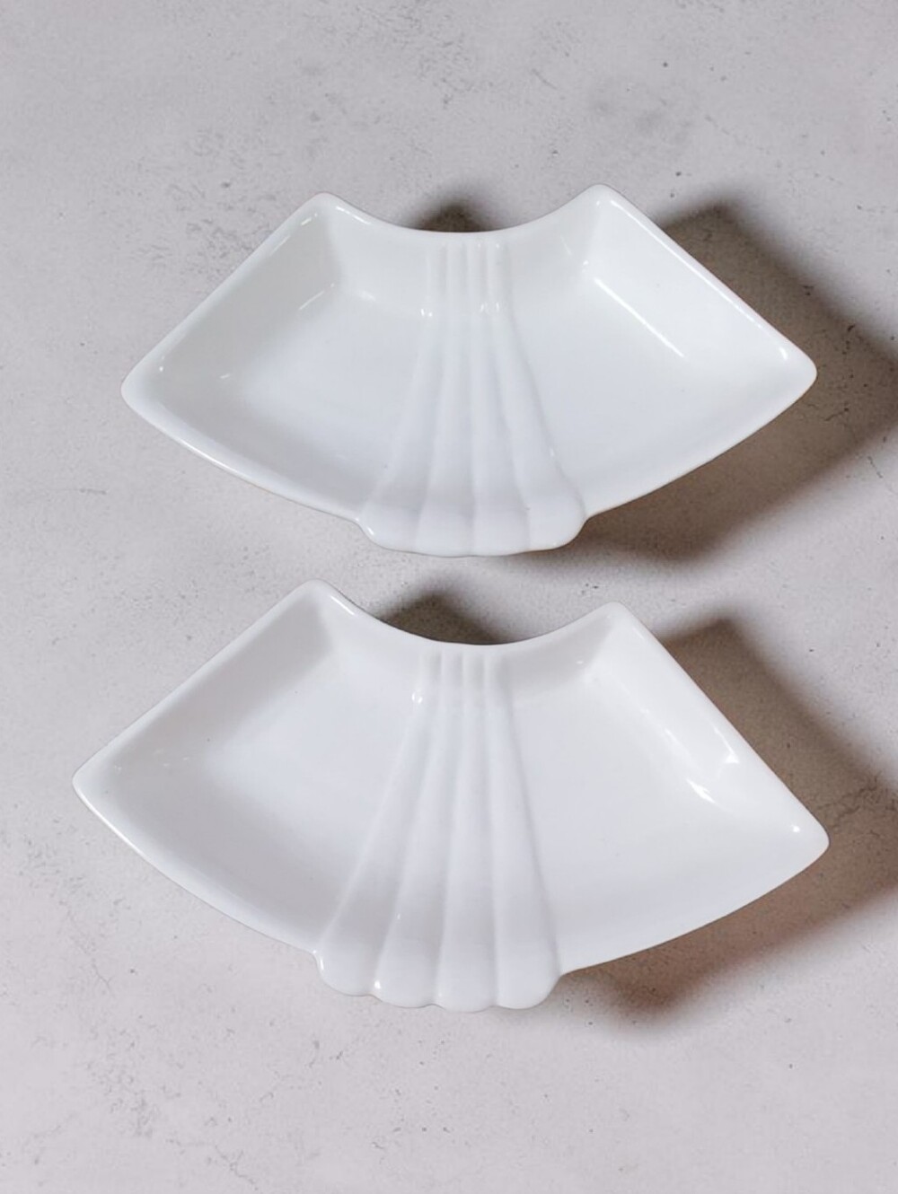 Vintage California USA Pottery White Fan-Shaped Trays - Set of 2.